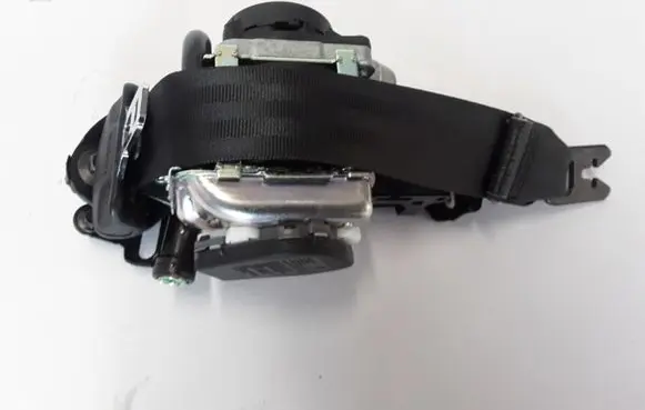 Volvo S60 Front seatbelt 39818844