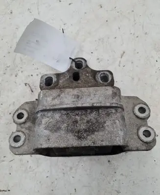 Volkswagen Golf V Engine mount bracket 1K0199555