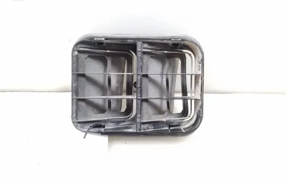 Nissan Qashqai Fender grill 91166963