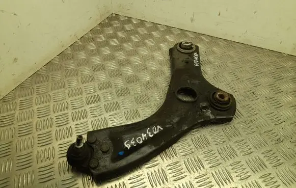 Nissan Juke II F16 Front lower control arm/wishbone