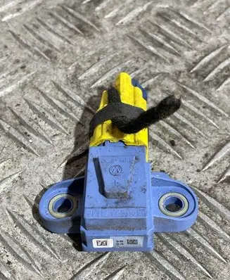Audi A6 S6 C7 4G Airbag deployment crash/impact sensor 1K0955557A
