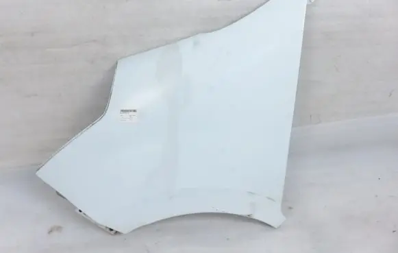 Opel Movano B Fender