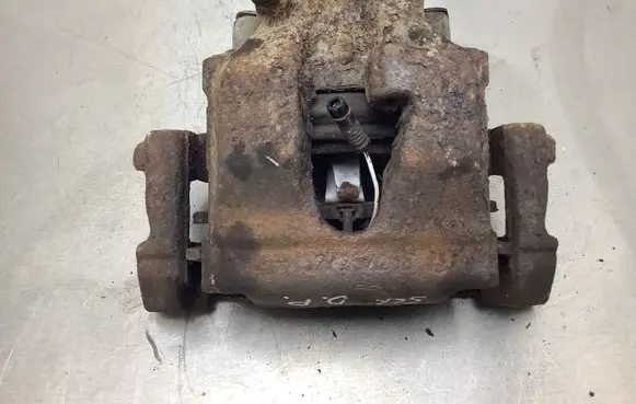 Mercedes-Benz SLK R170 Front brake caliper 
