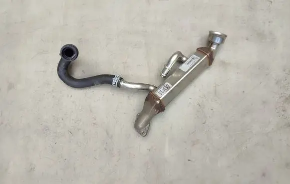 Mercedes-Benz B W245 EGR valve cooler A6401400875 59001 R1031002