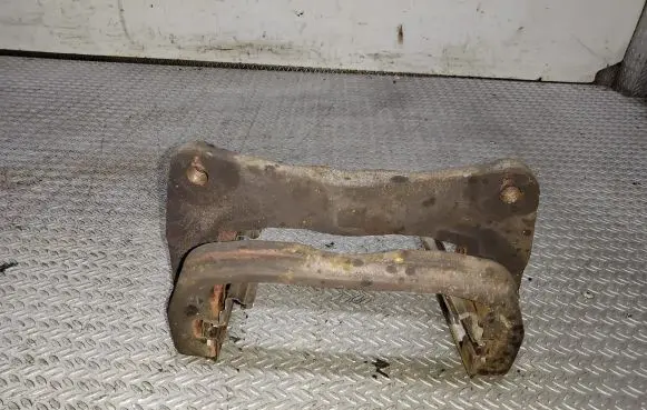 Subaru Forester SH Front Brake Caliper Pad/Carrier 