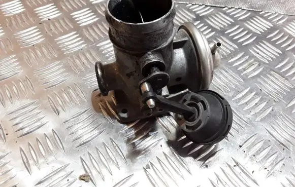 Volkswagen II LT EGR valve 074129463A 162305078