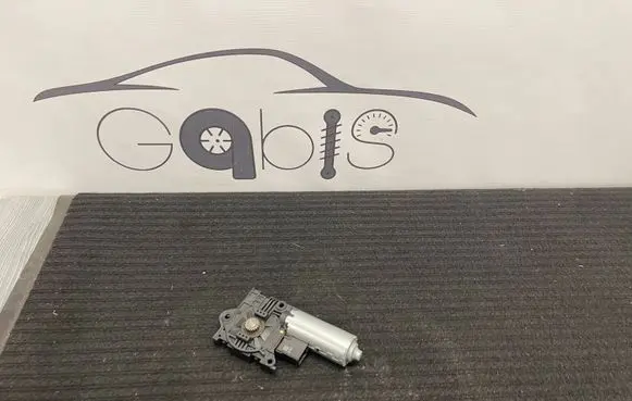 BMW X5 G05 Sunroof motor/actuator 10030661A