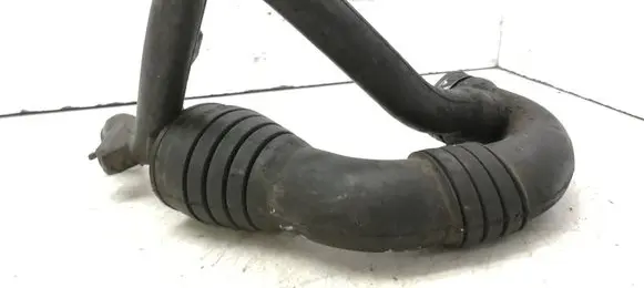 Audi A4 S4 B5 8D Intercooler hose/pipe 8D0129615A