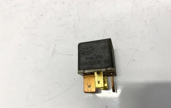 Volkswagen PASSAT B3 Other relay 191937503 4ra003510-58