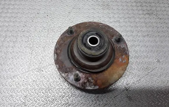 Land Rover Freelander Coil spring/strut mount 