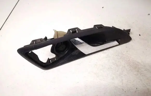 Skoda Octavia Mk2 (1Z) Rear door interior handle 1z0837248