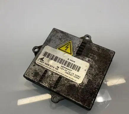 Mercedes-Benz CLK A209 C209 Xenon control unit/module 130732907202 10EEG112355