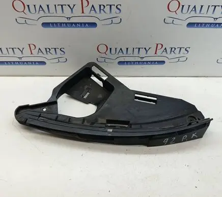Volvo XC60 Headlight/headlamp mounting bracket 30763433