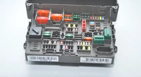 BMW 1 E81 E87 Fuse module 9119446