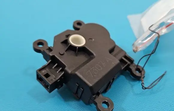Mazda CX-3 A/C air flow flap actuator/motor IMPRK1605503