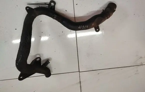 Intercooler hose/pipe