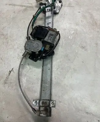 Mitsubishi Galant Front door window regulator with motor MR280665 0620200094