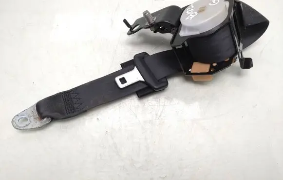 Mazda 6 Rear seatbelt E40442039 00029495 Bge110100j