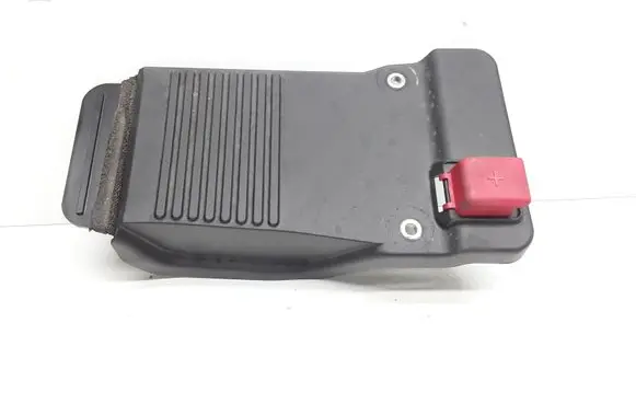 Volvo XC90 Fuse box cover 31353781
