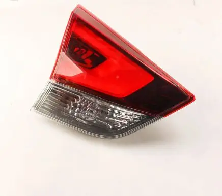 Nissan X-Trail T32 Tailgate rear/tail lights 22623746