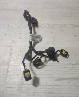 Hyundai Kona I Fuel injector wires 9162130027