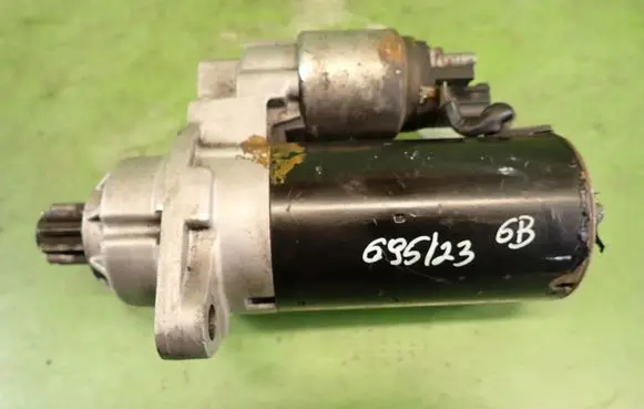 Volkswagen Touran I Starter motor