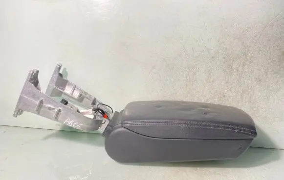 Audi A6 S6 C6 4F Armrest