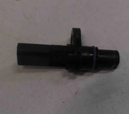 Volkswagen PASSAT CC Crankshaft position sensor 04L907601