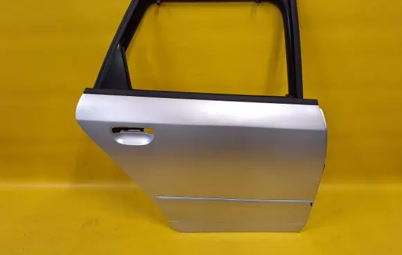 Audi A4 S4 B6 8E 8H Rear door
