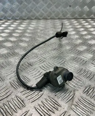 BMW X5 E70 Front bumper camera 9240352