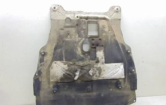 Renault Koleos II Engine splash shield/under tray 