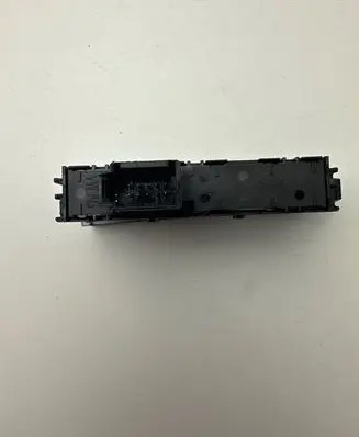 Volkswagen Golf VII ESP (stability program) switch 5G1927137P 10097399