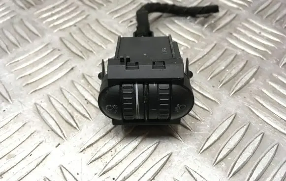Volkswagen Golf V Headlight level height control switch 1K0941333