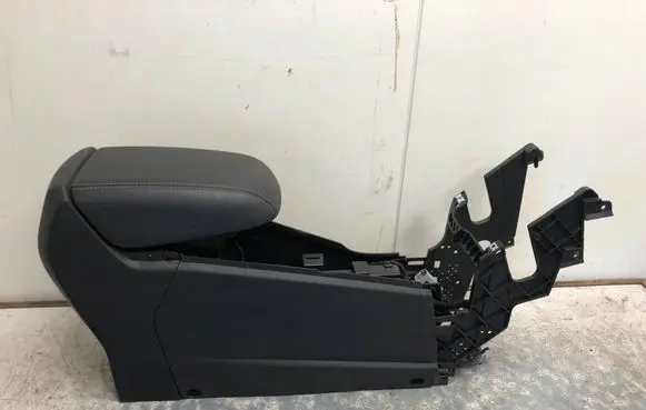 Ford Kuga II Center console E1C1R046B27AAW E1C1-R046B27-AAW