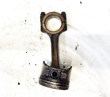 Renault Clio II Piston with connecting rod