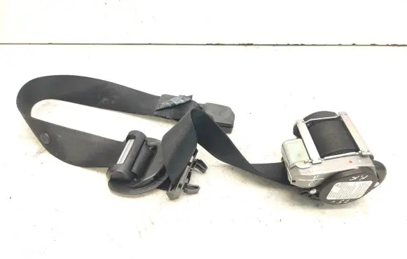 Maserati Ghibli Front seatbelt 627408300 627042600