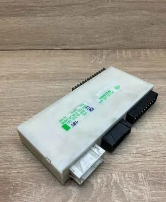 BMW 5 E39 Comfort/convenience module 6913519 5DK00704728