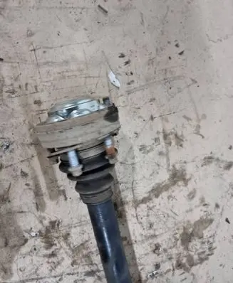 BMW X6 E71 Rear driveshaft P756455804 T031820219