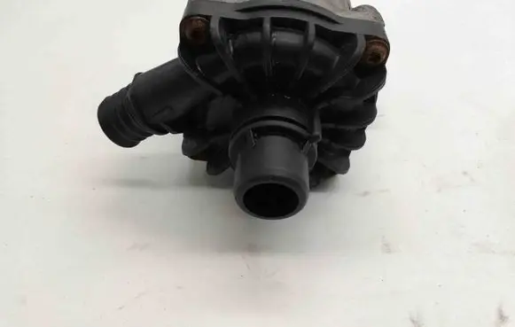 BMW X5 E70 Electric auxiliary coolant/water pump 7566335