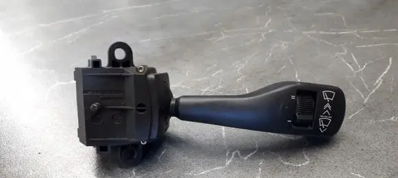 BMW 7 E38 Fog light switch 8363664M