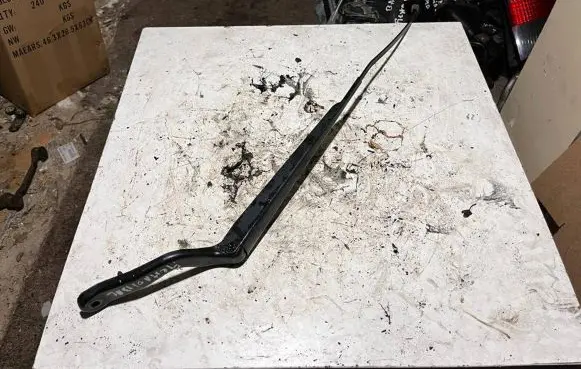 Ford Fiesta Front wiper blade arm 2S6117526BB