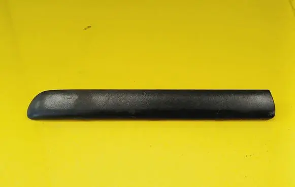 BMW 3 E46 Front arch trim 8208448