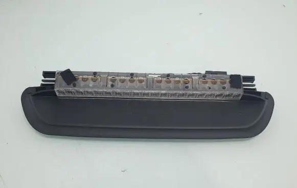 BMW 5 E60 E61 Third/center stoplight 6927017