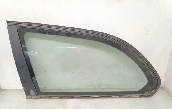 BMW 5 E60 E61 Rear side window AS2