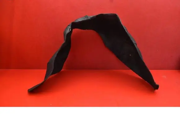 Rear arch fender liner splash guards