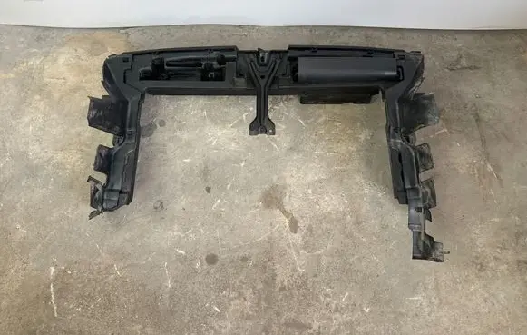 Volkswagen Caddy Radiator support slam panel