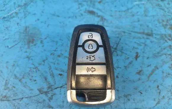 Ford Fusion II Ignition relay 