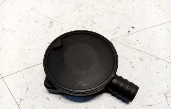 BMW 3 E36 Breather valve 7501567 11157501567 11151247133