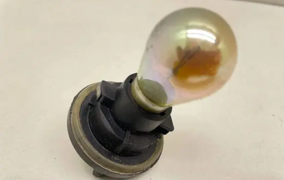 Audi A4 S4 B7 8E 8H Rear tail light bulb PA6GF36