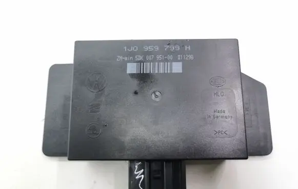 Volkswagen PASSAT B5 Comfort/convenience module 1J0959799H 5DK00795100